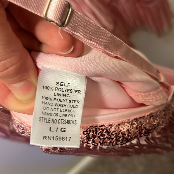 Altard state pink sequin Fringe Two-Piece Set size large - Picture 8 of 16